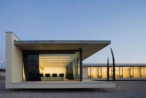 建筑设计中的虚实对比